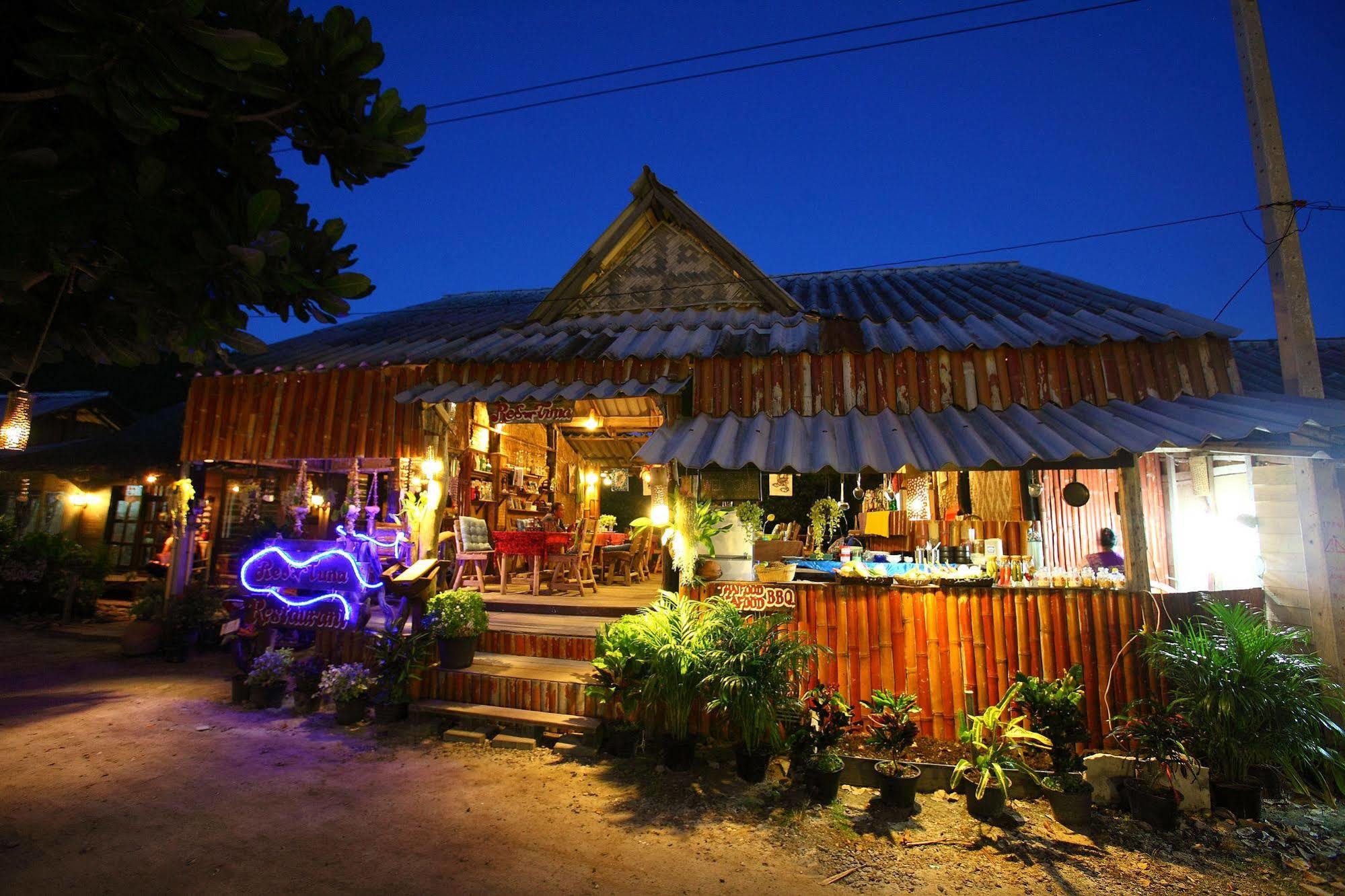 Pp Red Tuna Hut Phi Phi Adaları Dış mekan fotoğraf